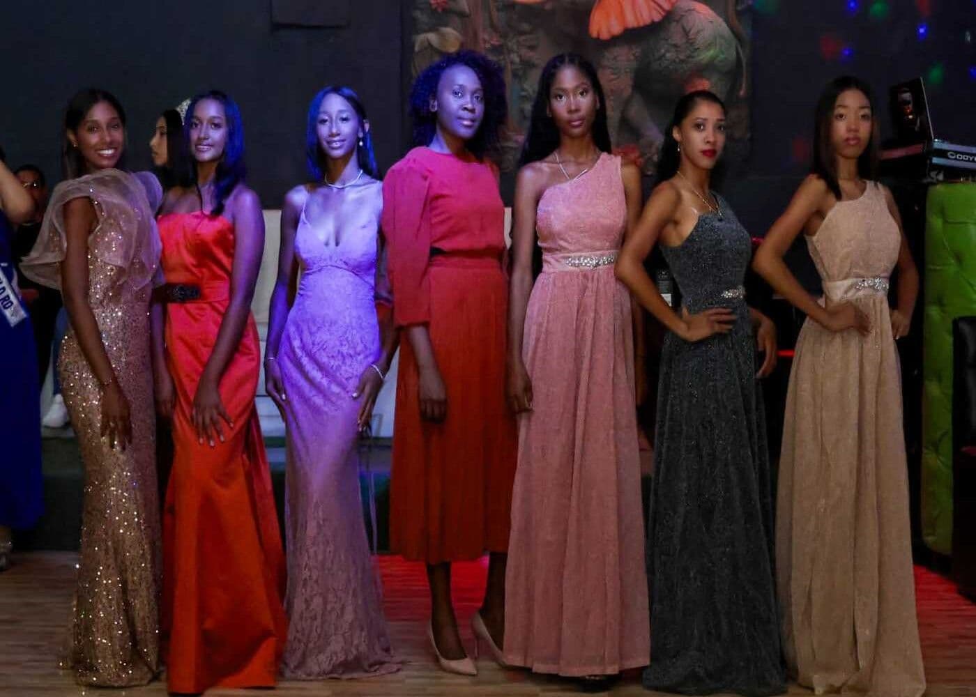Shine Talent realiza primer Fashion Show en Pedro Corto