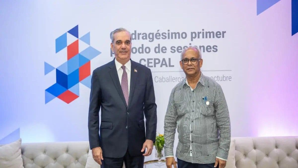 Luis Abinader inaugura congreso SinergIA 360 en Punta Cana