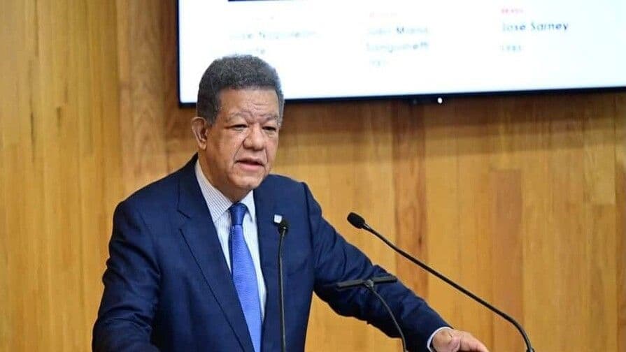 Cinco helicópteros salvadoreños trasladados a Jimaní en apoyo a operaciones en Haití