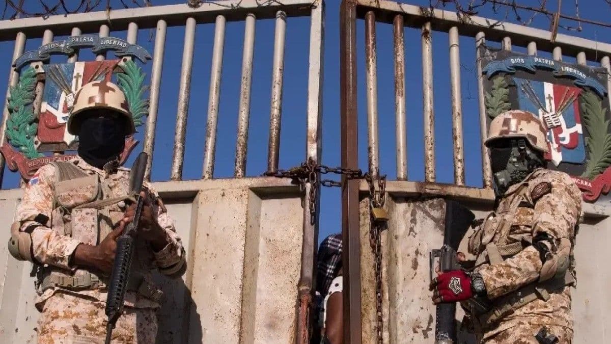 Defensa descarta cierre de la frontera pese a violencia en Haití