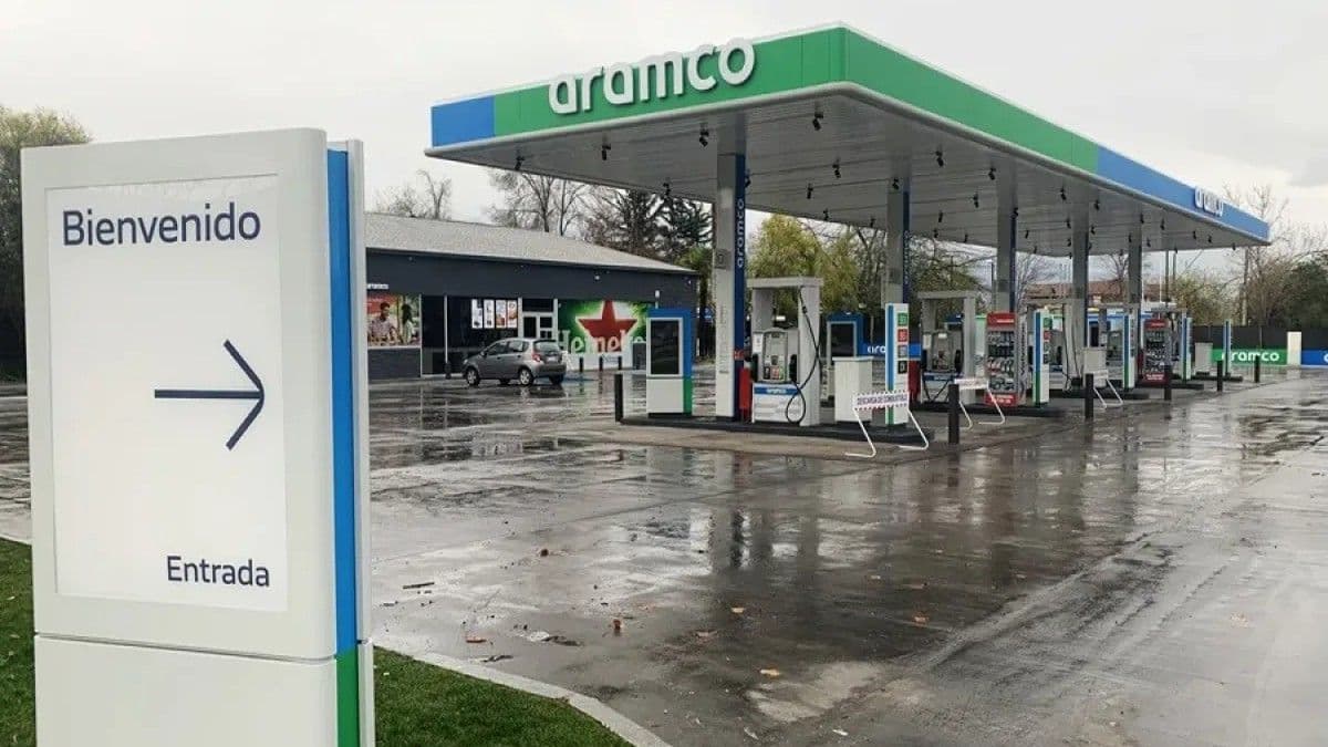 El precio del Brent cae un 1,6 % ante tensiones en Oriente Medio