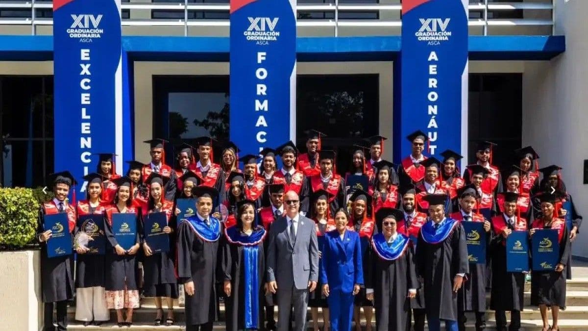 IDAC incorpora 36 nuevos profesionales para fortalecer la aviación dominicana
