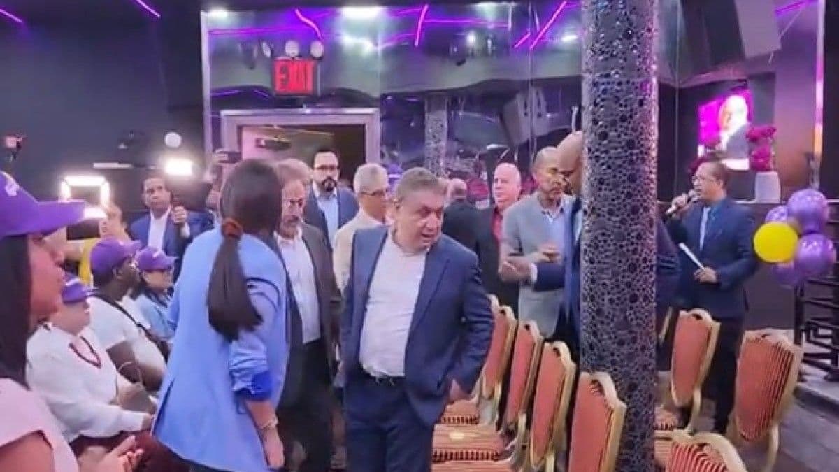 Baja asistencia en acto de Gonzalo Castillo en Nueva York