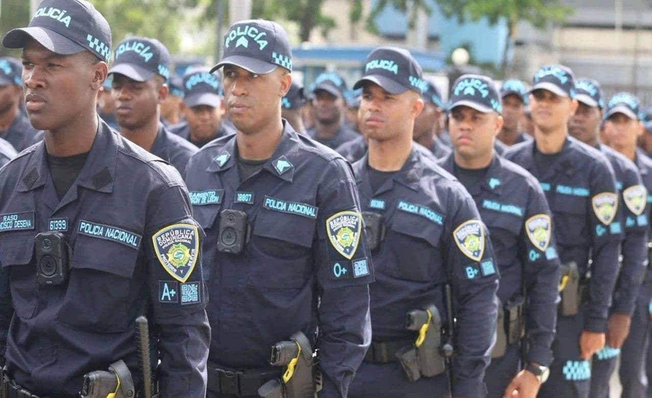 Dos rasos de la Policía Nacional implicados en hechos violentos en 24 horas