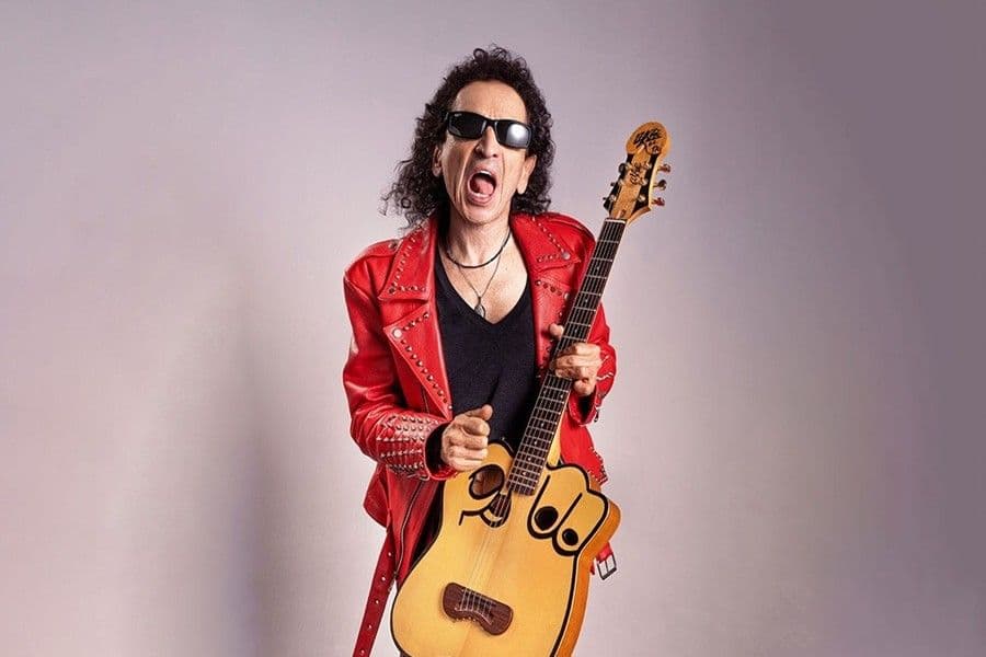 Álex Lora celebra 58 años de rock con gira por Europa