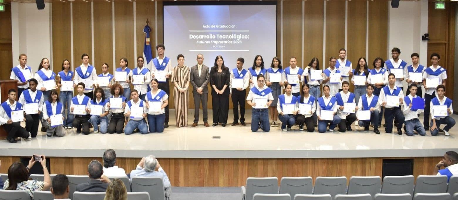 Jóvenes del Norte fortalecen su futuro con formación tecnológica