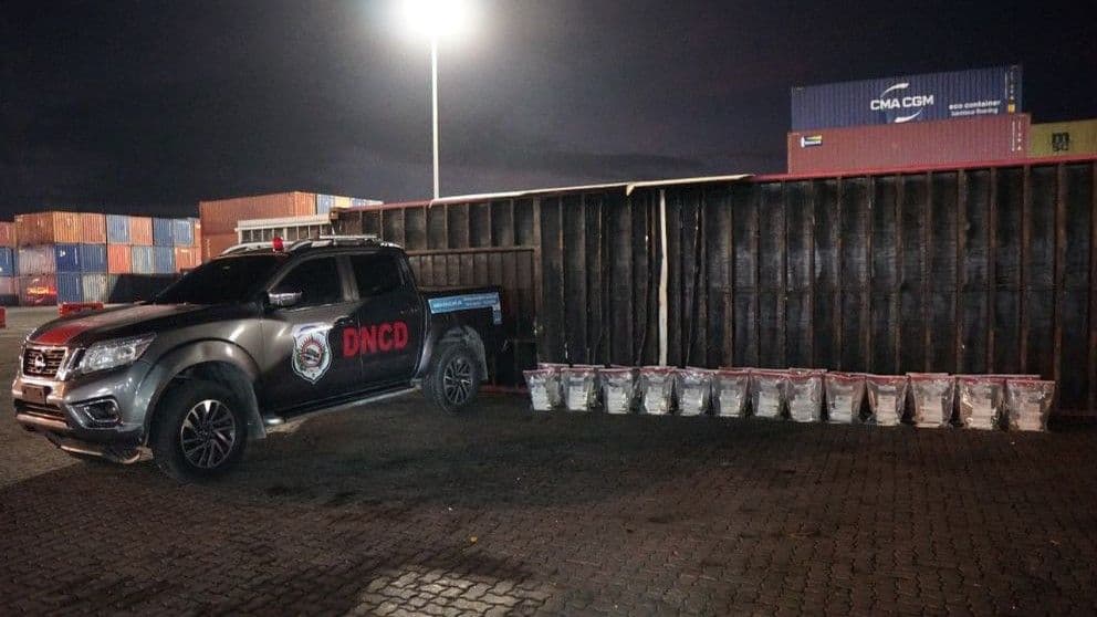 DNCD incauta 303 paquetes de cocaína en el Puerto Caucedo