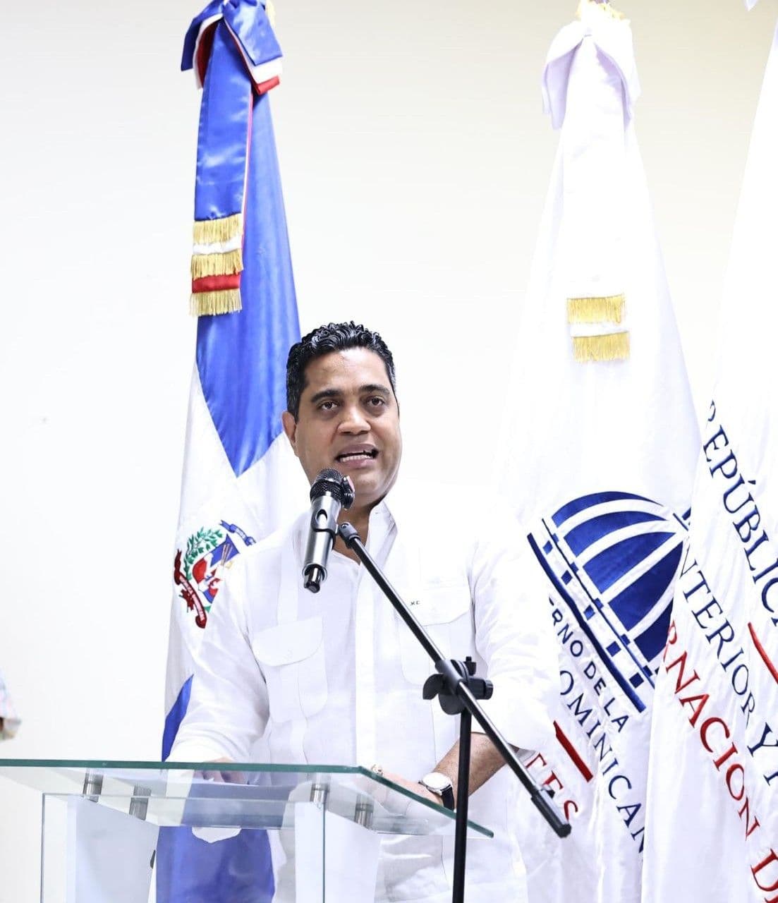 Ministro de Deportes y Presidente Abinader coordinan retorno de atletas desde Venezuela