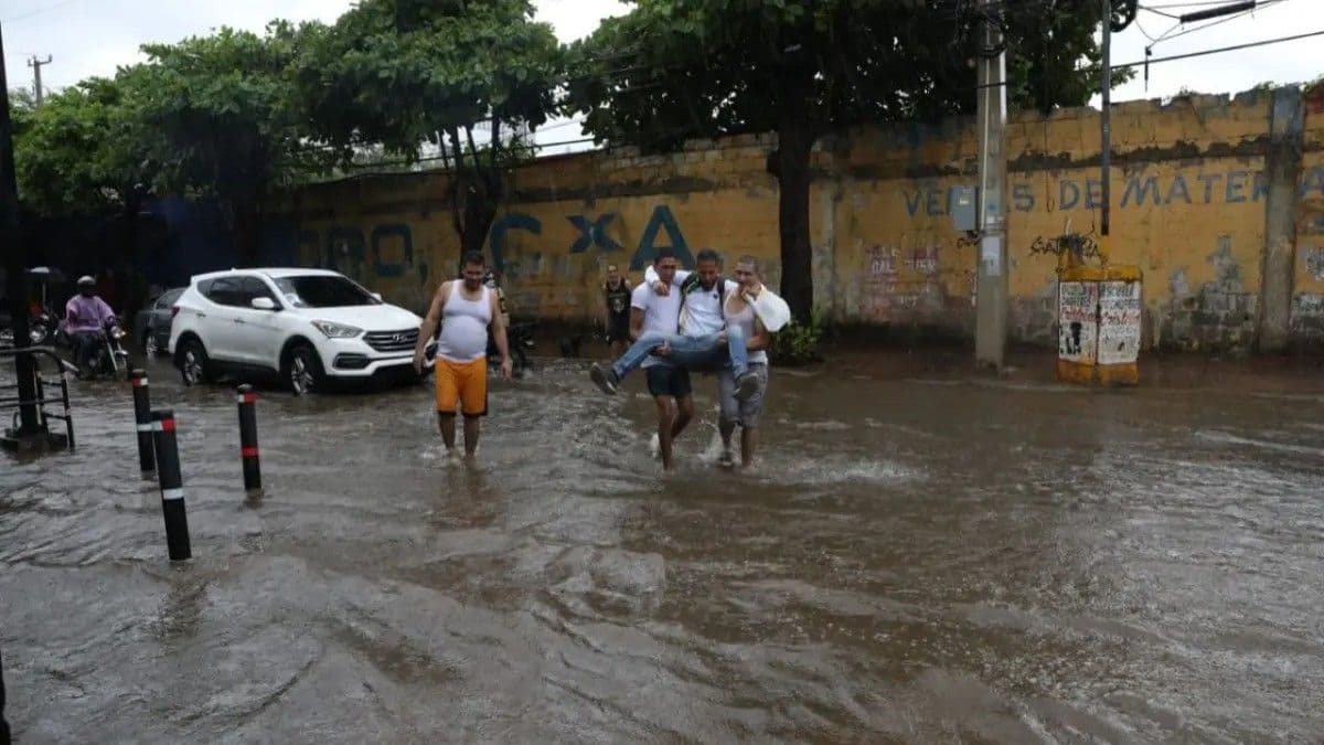 Fuertes lluvias provocan inundaciones y desplazamientos en el país