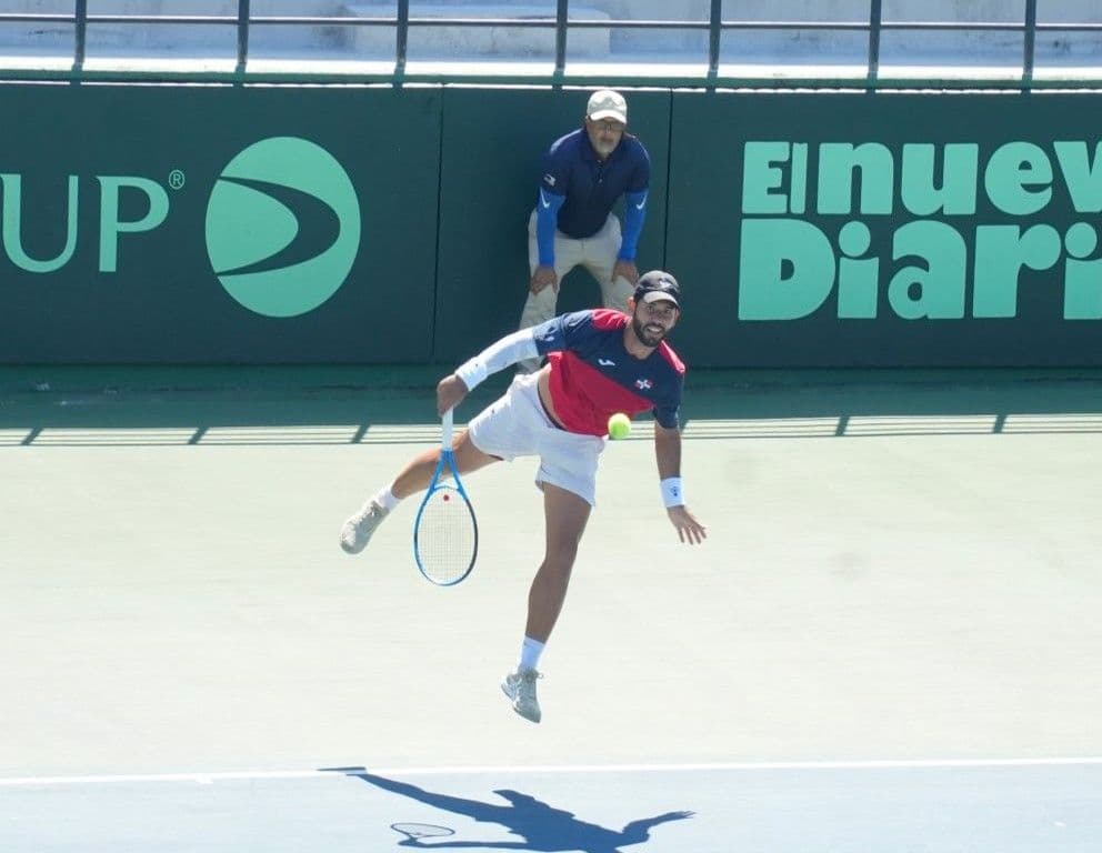 Nick Hardt avanza a la final de tenis en los Juegos Centroamericanos y del Caribe