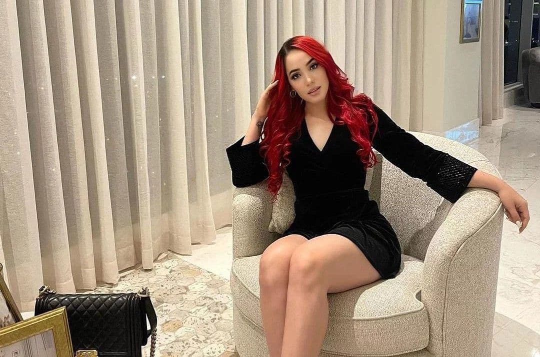 Karen Yapoort revela su hábito de comprar ropa de segunda mano