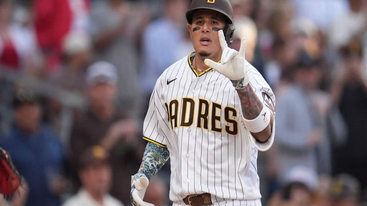 Padres logran octava victoria consecutiva con jonrones de Tatis y Machado