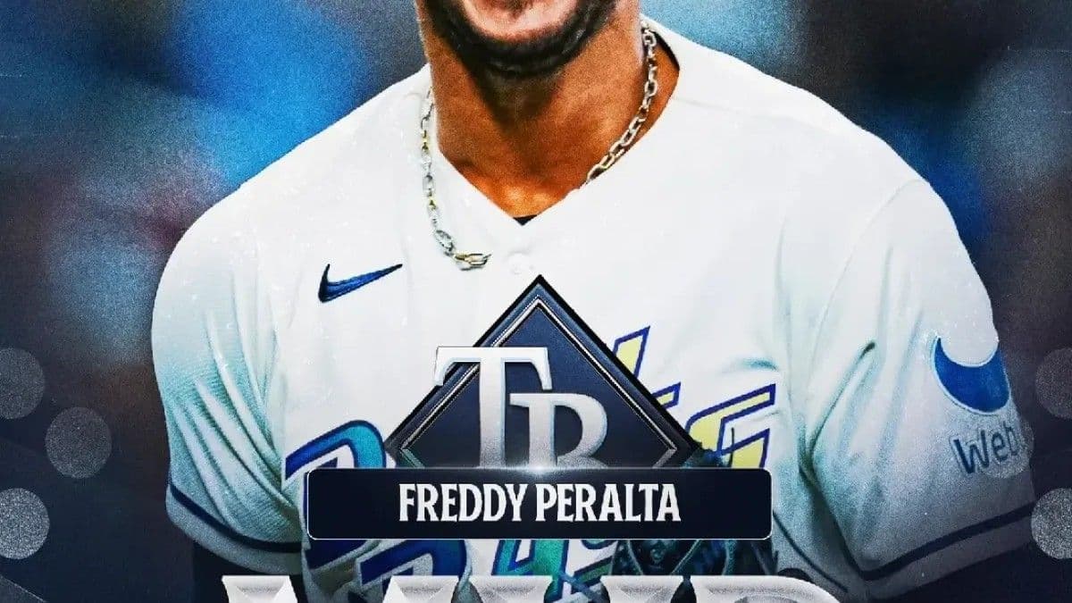Freddy Peralta nombrado MVP de la Serie de Campeonato de la Liga Americana