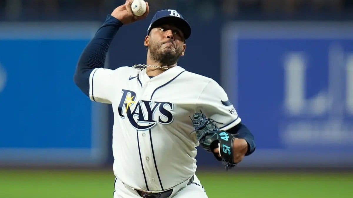 Freddy Peralta lidera a los Rays en la Serie de Campeonato
