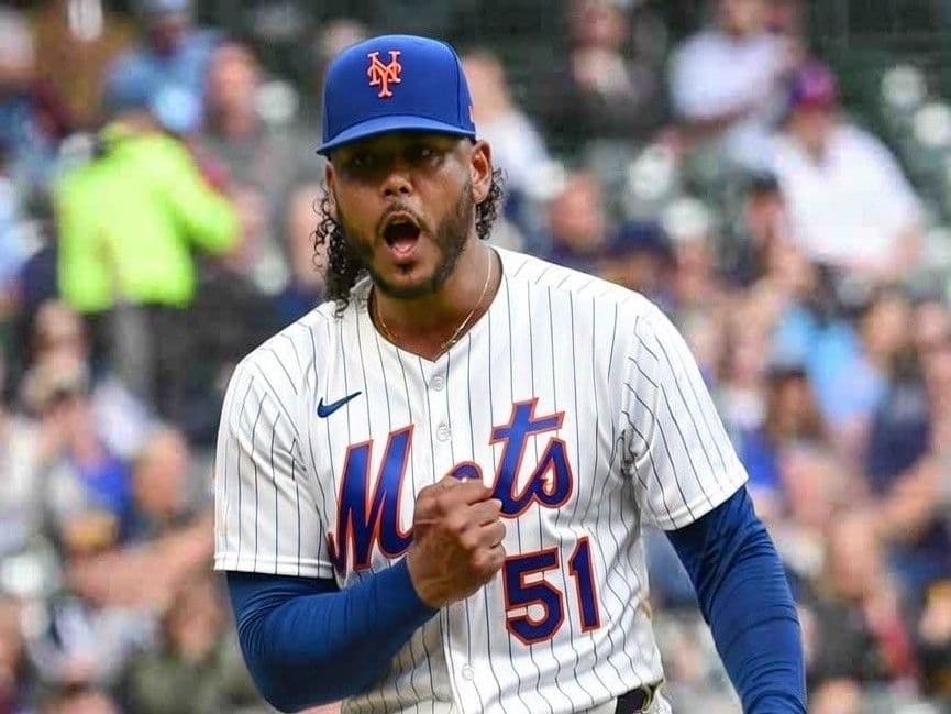 Rays adquieren a Freddy Peralta desde Mets por un trío de prospectos