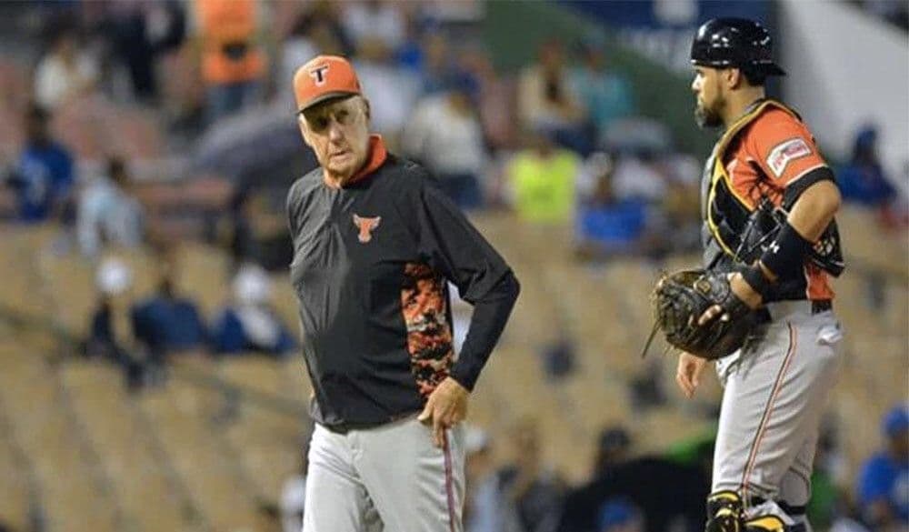 Equipos dominicanos lamentan la muerte del técnico Phil Reagan