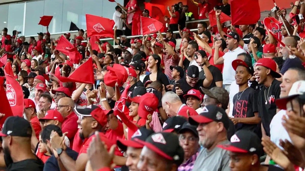 Incremento en precios de boletas del Escogido y Licey genera críticas