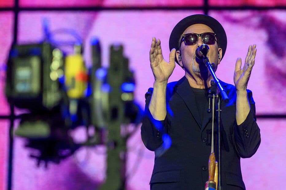 Rubén Blades inicia gira española en Sevilla con ritmos latinoamericanos