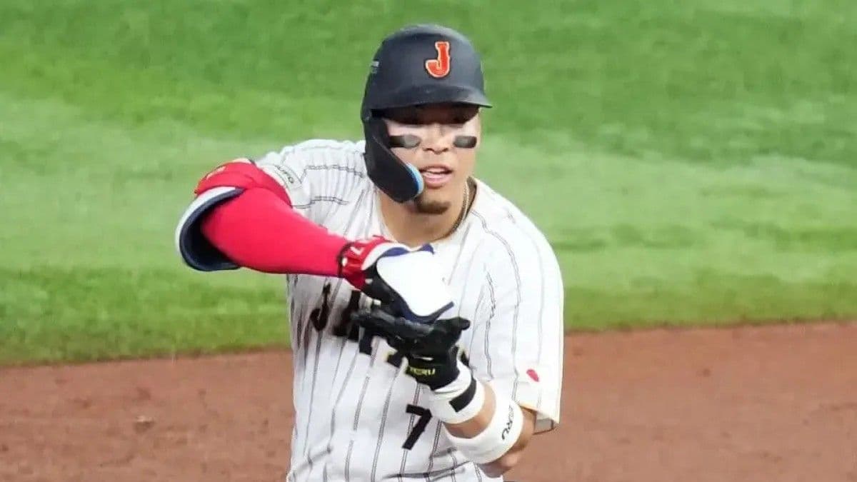 Teruaki Sato, estrella japonesa, se prepara para ingresar a la MLB