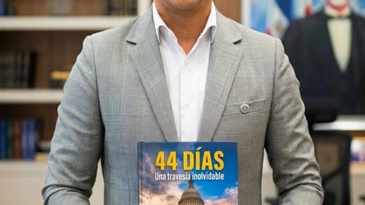 Joel Anico presenta su libro '44 días: una travesía inolvidable'