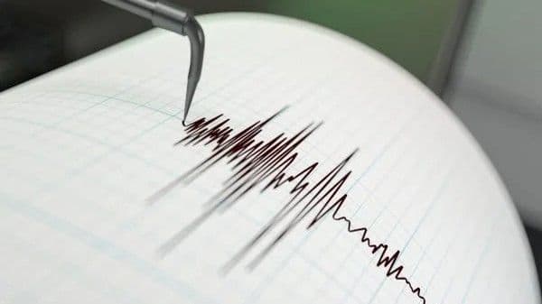 Terremoto de magnitud 7,7 sacude la costa de Indonesia