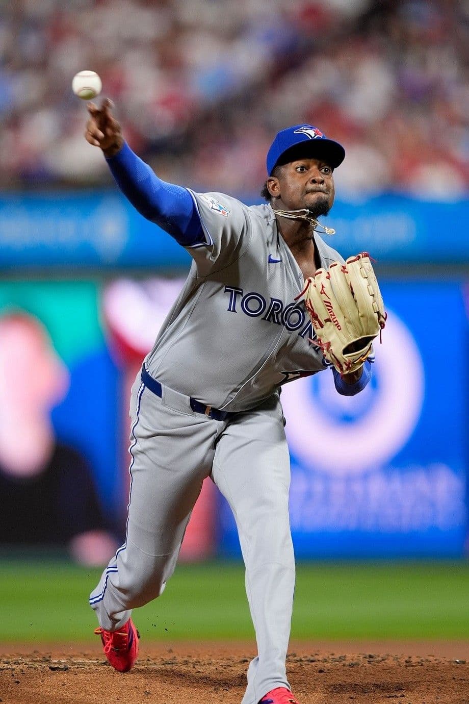 Cachorros y Mellizos intentaron adquirir a José Soriano tras su llegada a los Azulejos