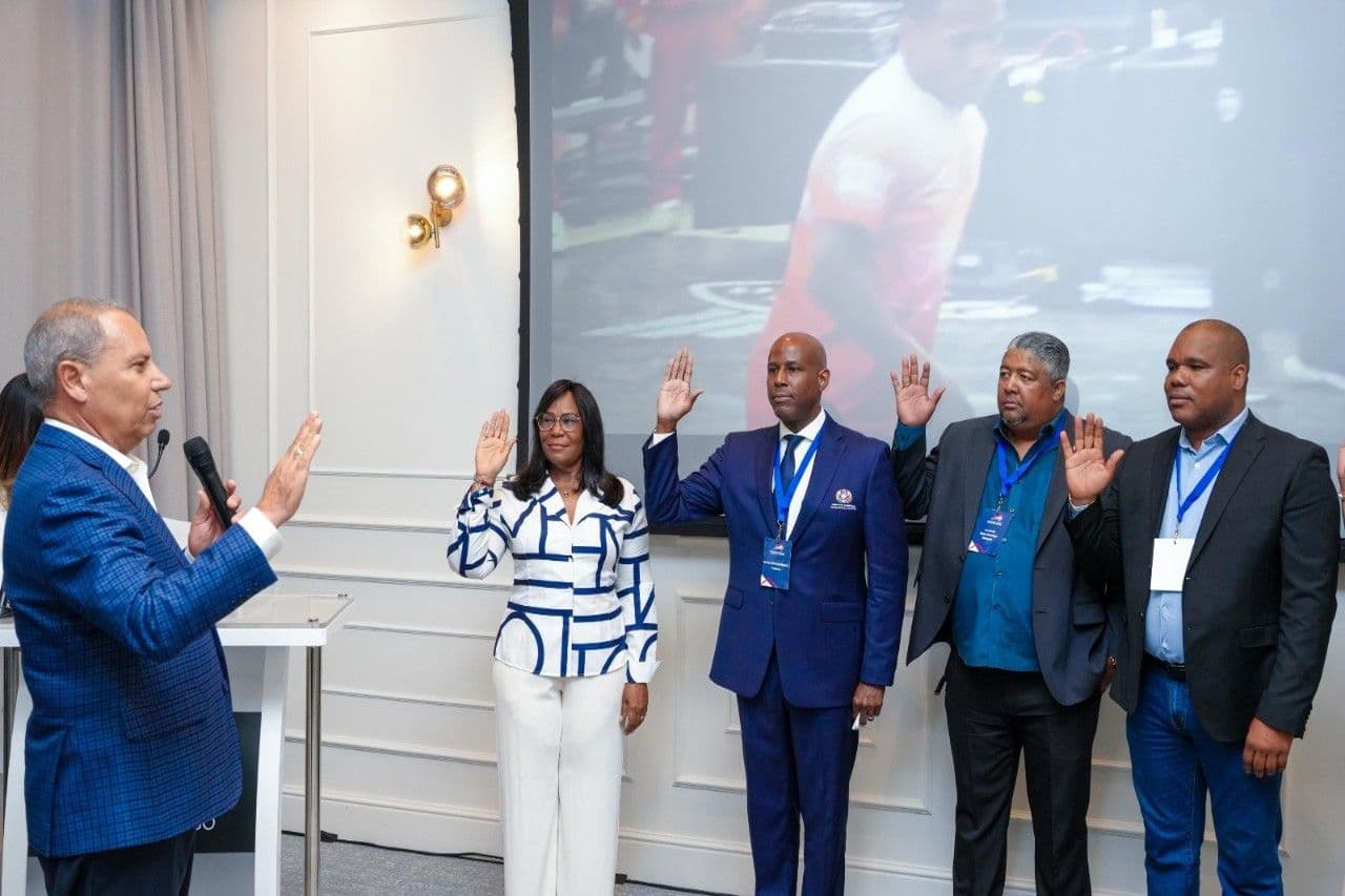 Juramentan primera directiva de la Federación Dominicana de Pelota Vasca y Frontón