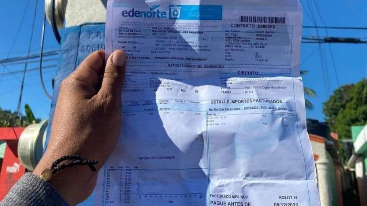 Residentes de Puerto Plata enfrentan altas facturas eléctricas y apagones
