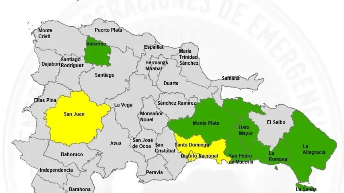 COE mantiene alerta en ocho provincias y el Distrito Nacional por vaguada
