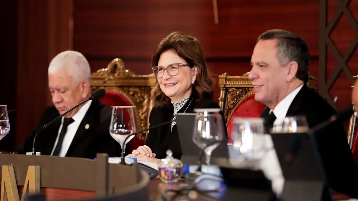 Raquel Peña lidera cierre de vistas públicas del Consejo Nacional de la Magistratura