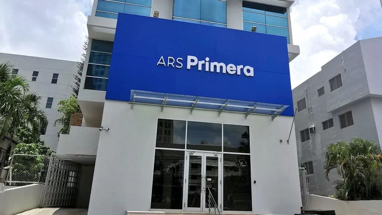 Suspenden paralización de servicios médicos a afiliados de ARS Primera