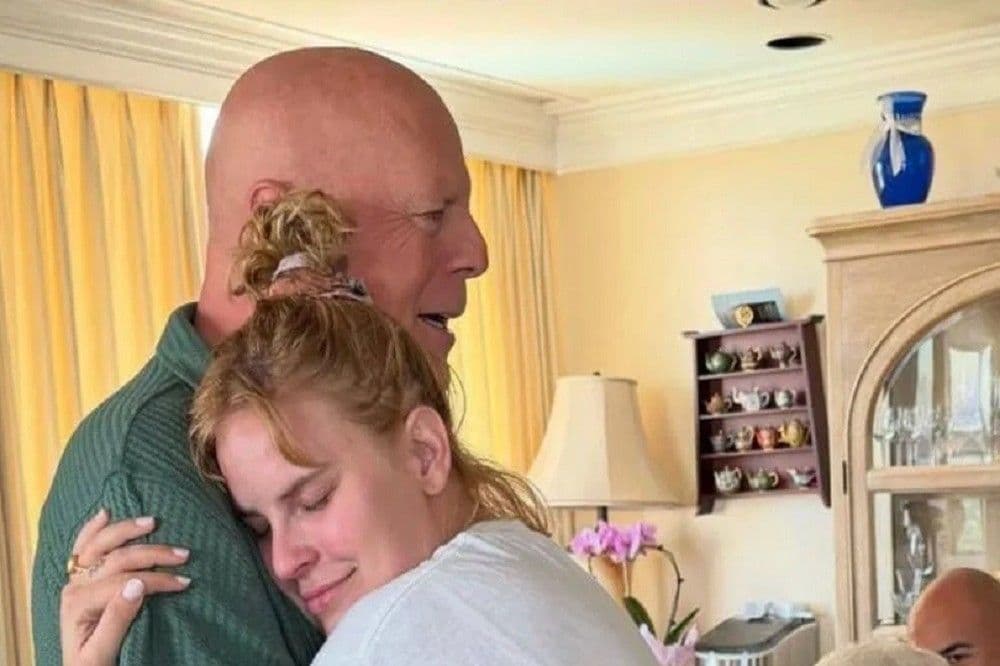 Bruce Willis reaparece en la boda de su hija Tallulah