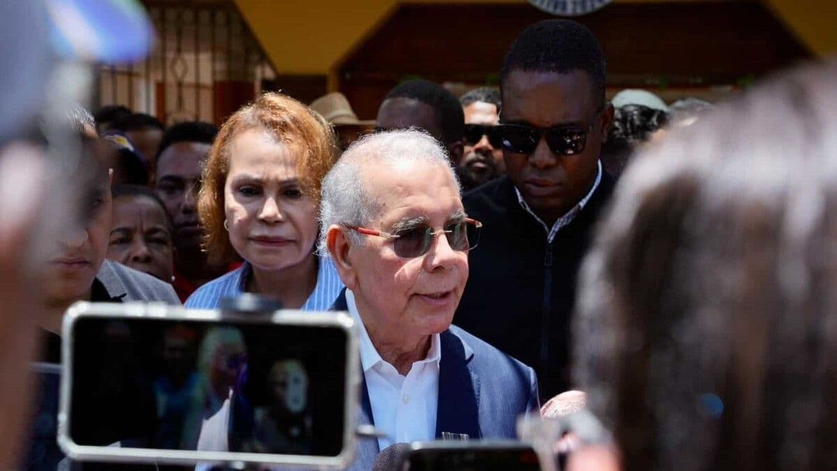 Danilo Medina aborda mortalidad neonatal en República Dominicana