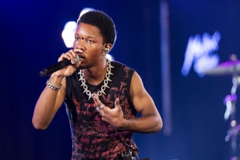Cantante D4vd enfrenta acusaciones de asesinato y desmembramiento