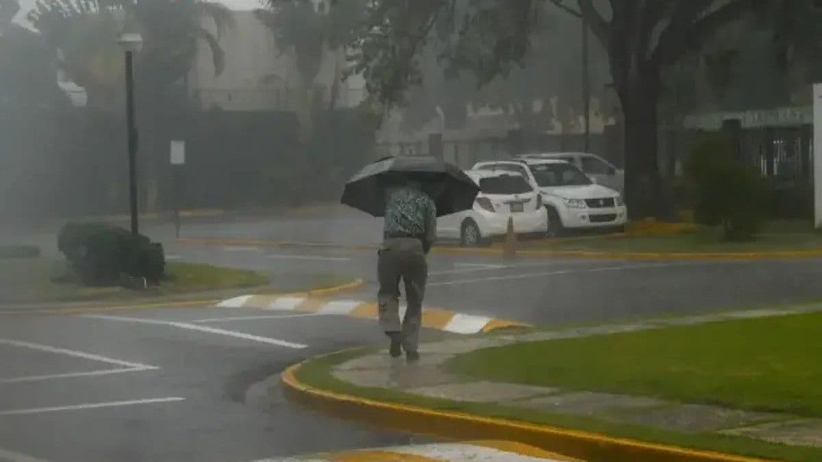 Indomet mantiene alertas en 16 provincias por lluvias