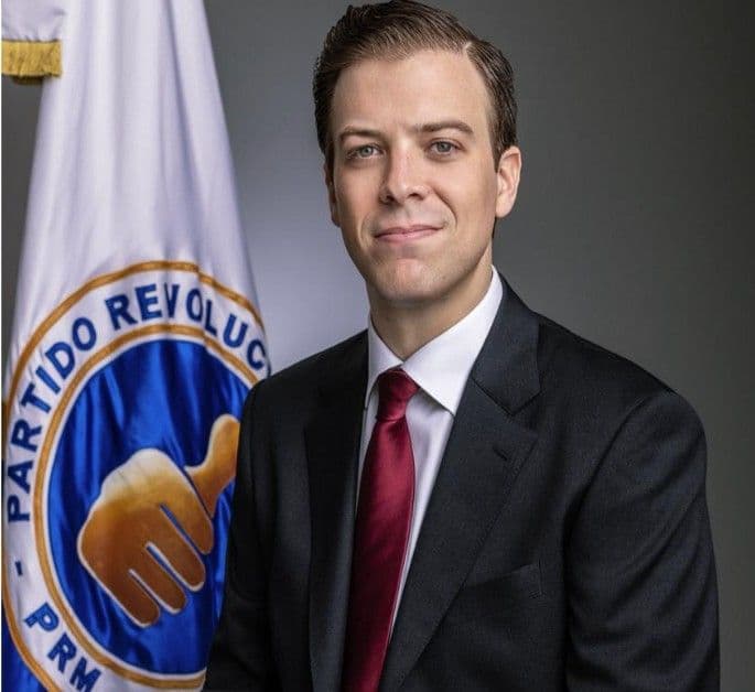 Abinader destaca mejoras en permisos de construcción