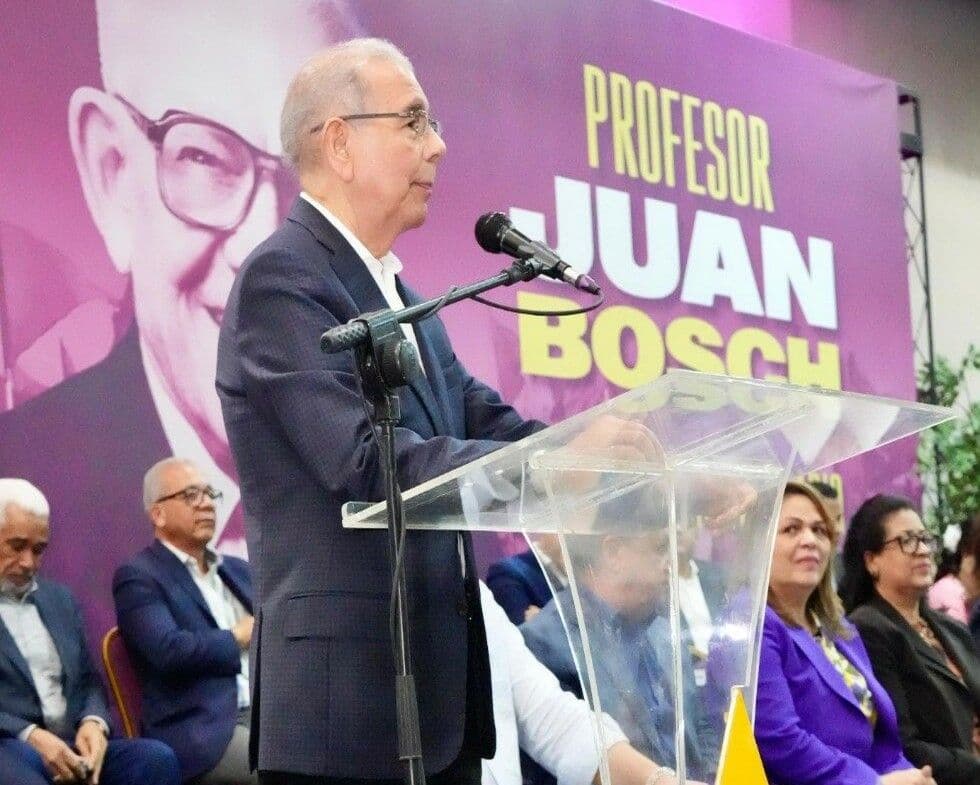 Danilo Medina critica reforma fiscal del gobierno