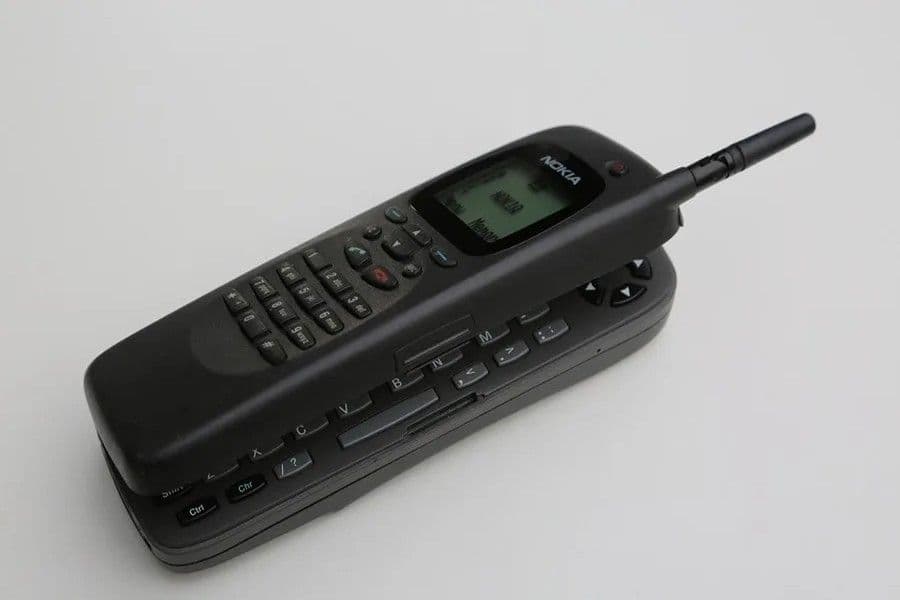 El Nokia 9000 Communicator cumple 30 años como pionero de los smartphones