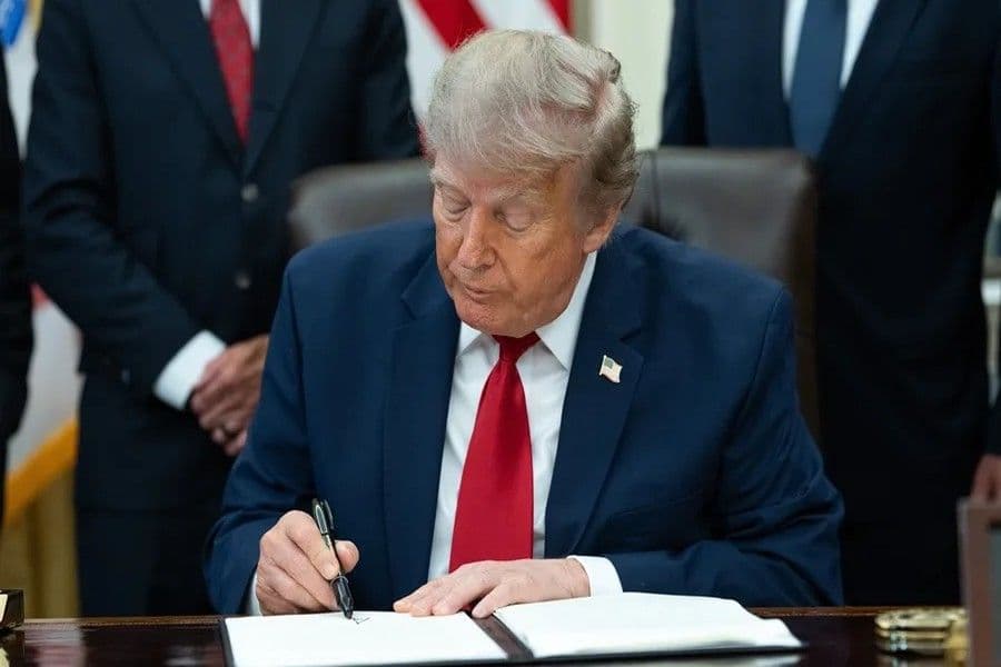 Trump impone aranceles del 50% a importaciones de Canadá