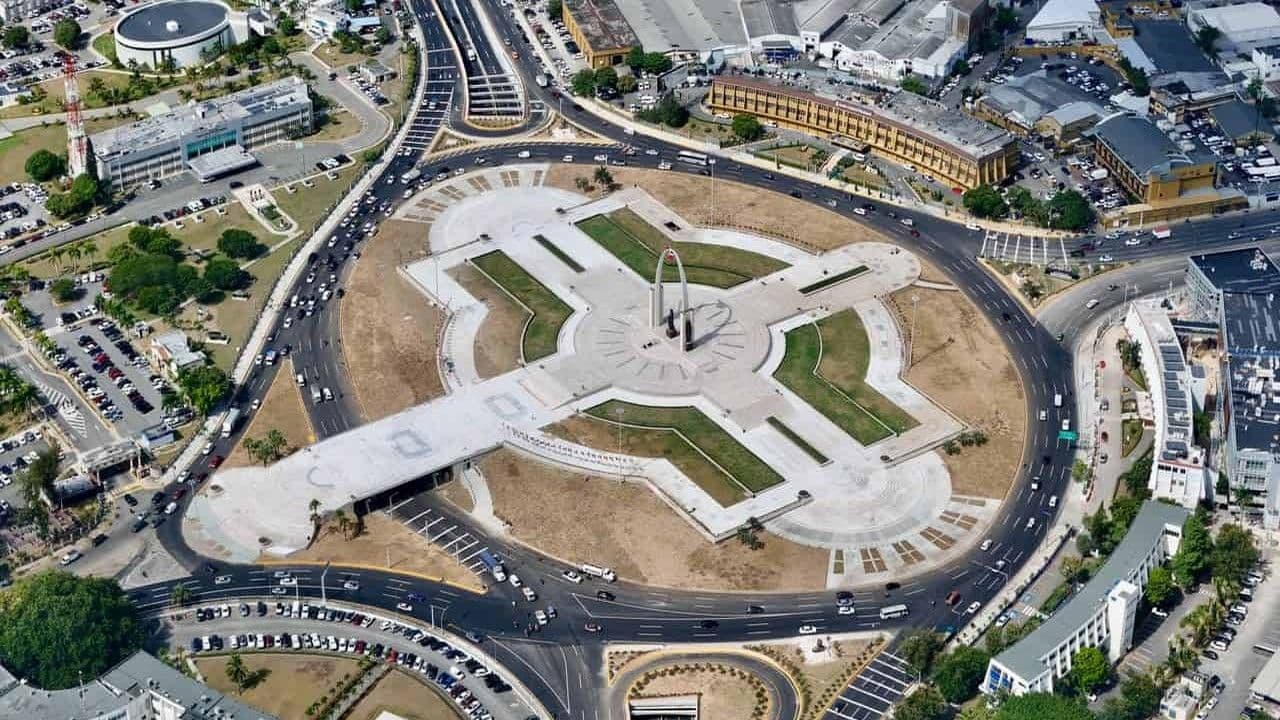 Túnel de la Luperón agiliza el tránsito en Plaza de la Bandera