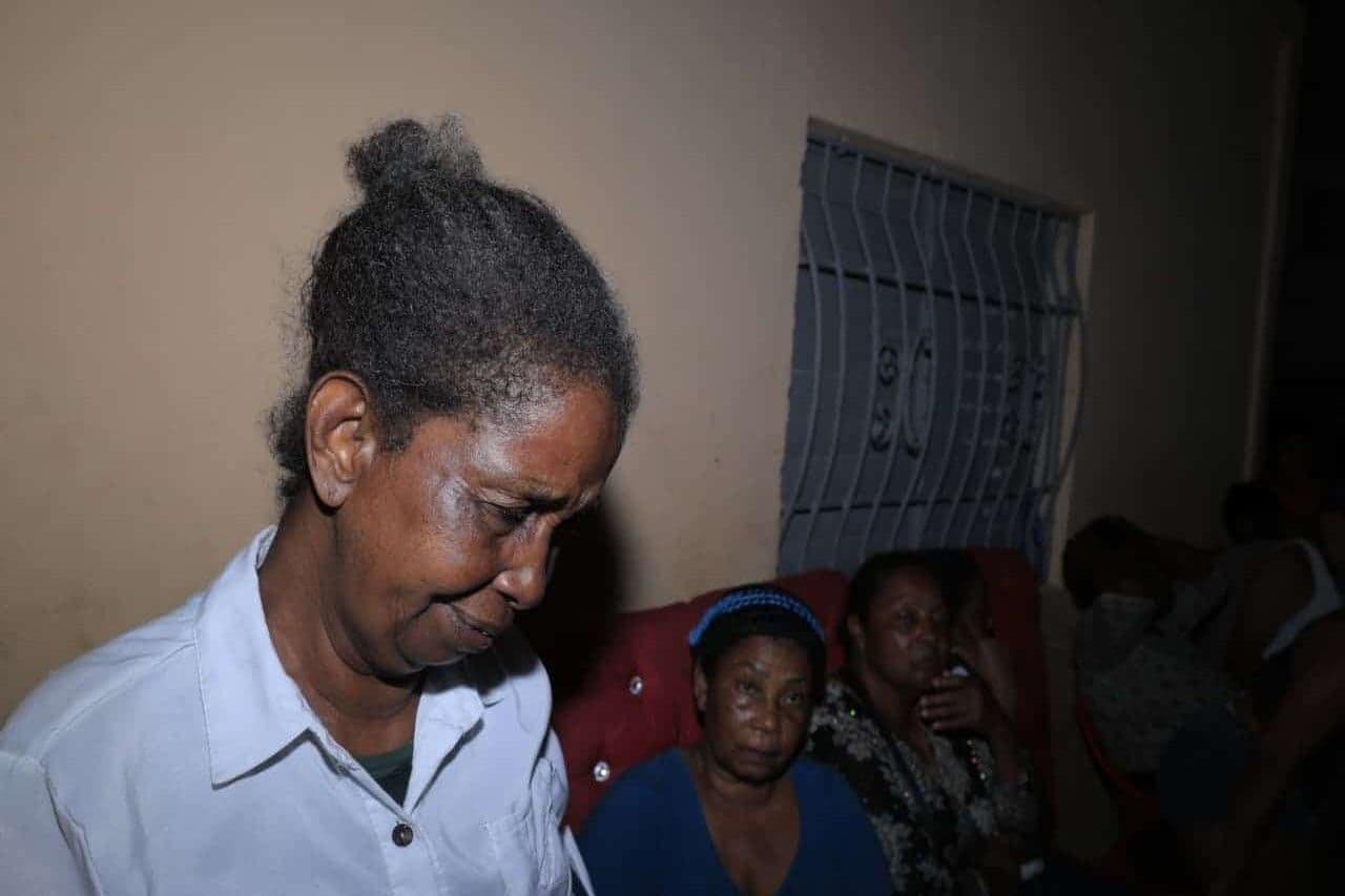 Familiares denuncian muerte de gemelos a manos de la Policía