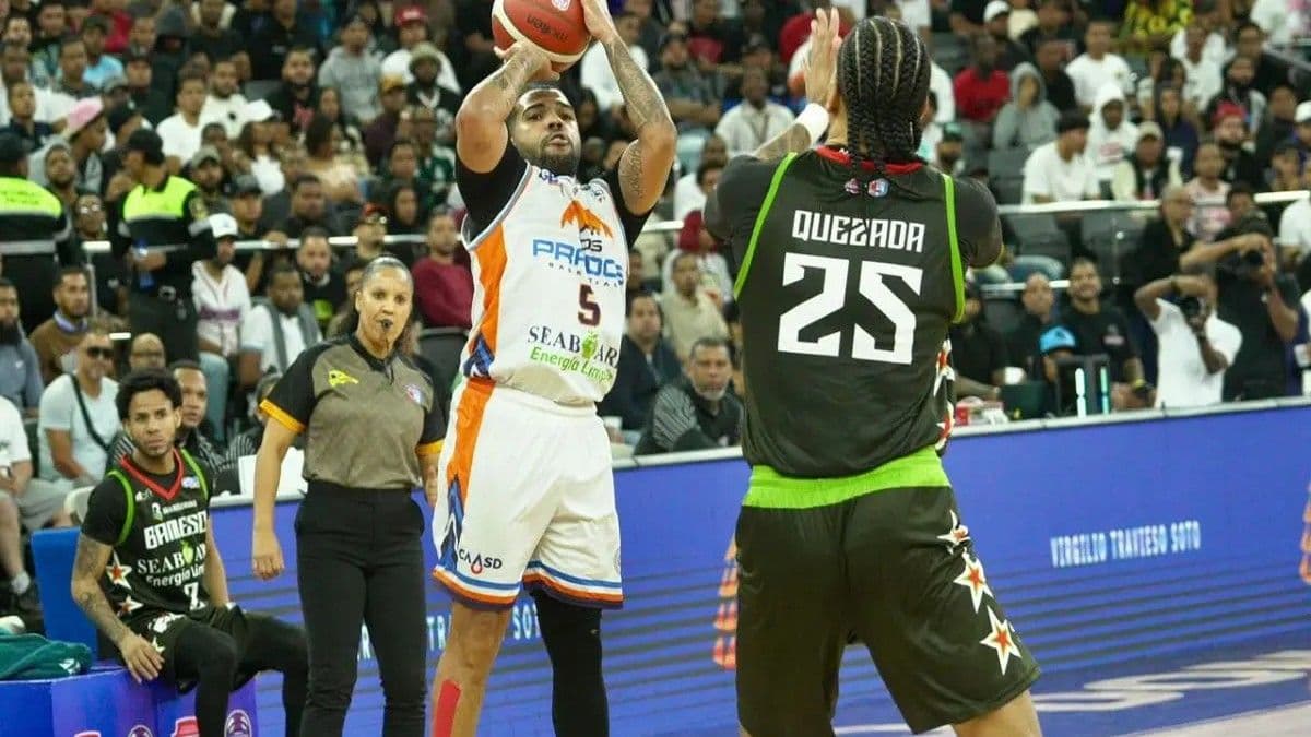 Los Prados extienden su racha de triunfos en el Torneo de Basket Superior