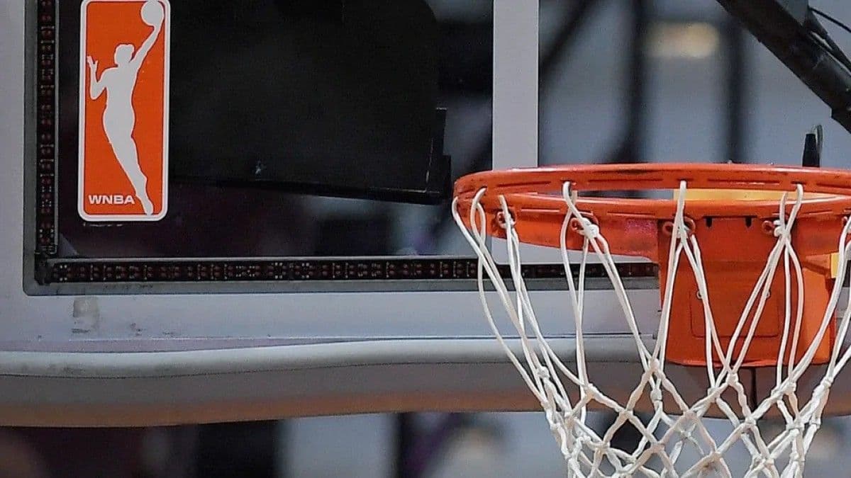 Jugadoras de la WNBA se enfocan en las finales pese a críticas de Trump
