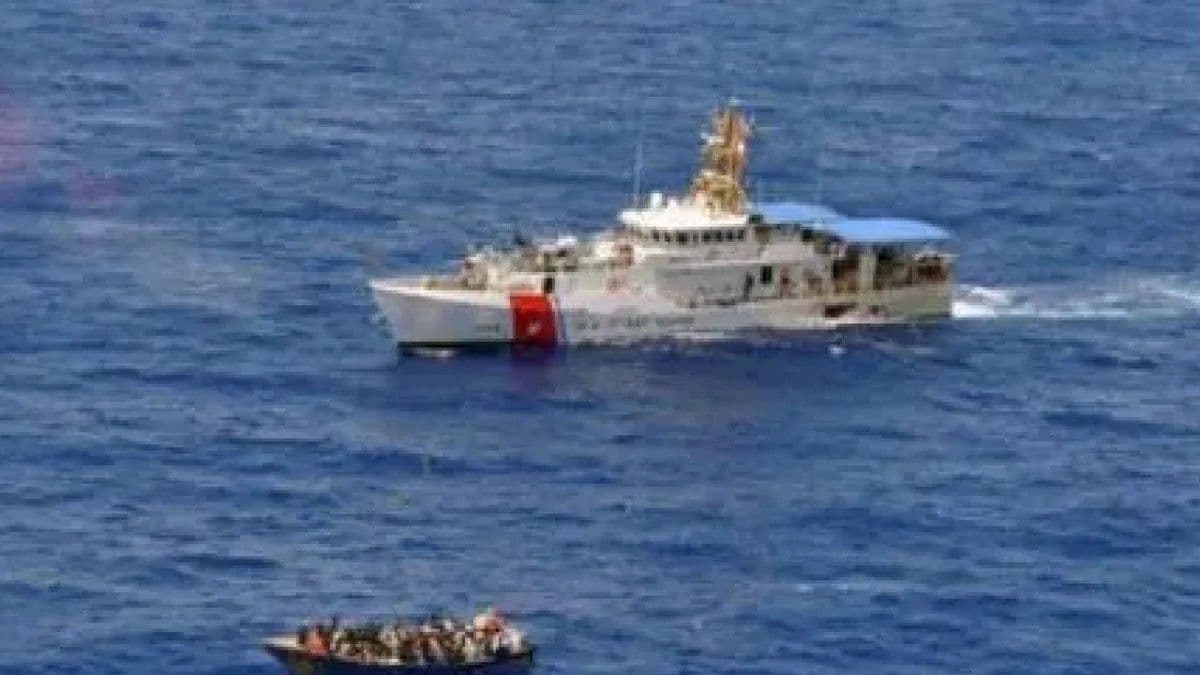 Guardia Costera de EE.UU. y Armada Dominicana rescatan a 61 migrantes en Cabo Cabrón