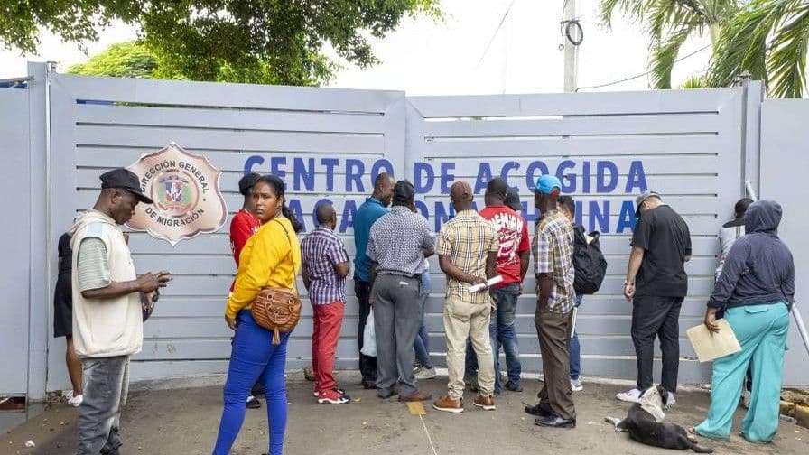 Recién nacida dominicana regresa al país tras ser llevada a Haití