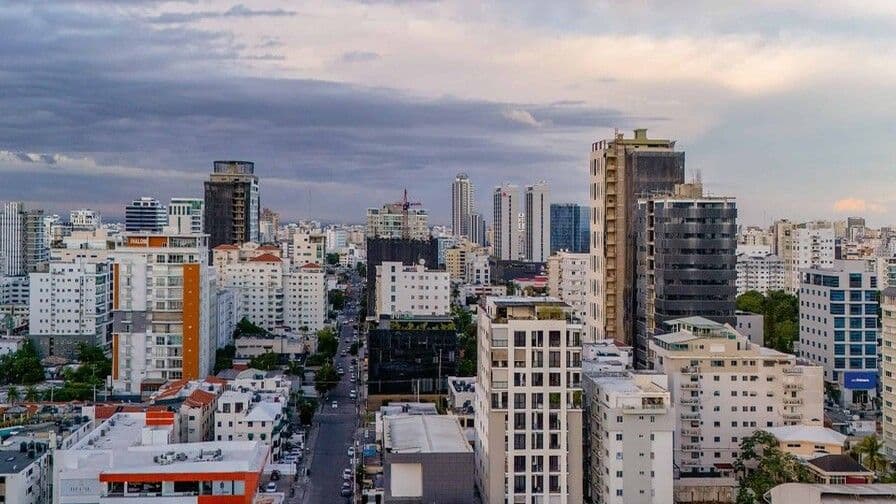 Gobierno dominicano coloca US$1,600 millones en bonos para recomprar deuda