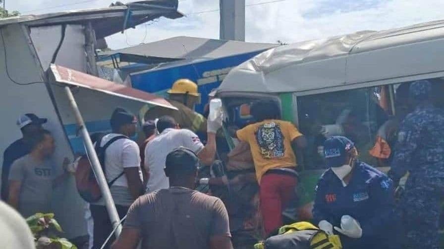 Fallece primera víctima del accidente de autobús en San Pedro-Hato Mayor