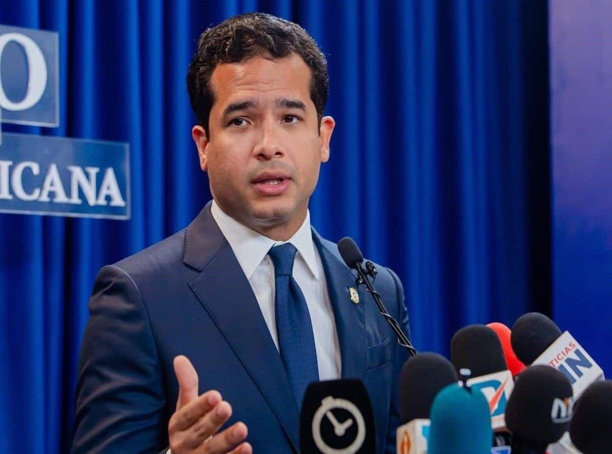 Omar Fernández defiende ajuste en la indexación del impuesto sobre la renta