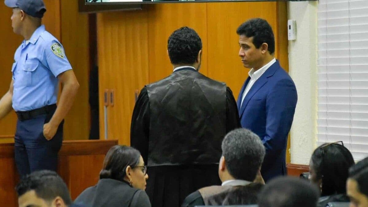 Sentencia del Tribunal Colegiado sobre desfalco al Estado