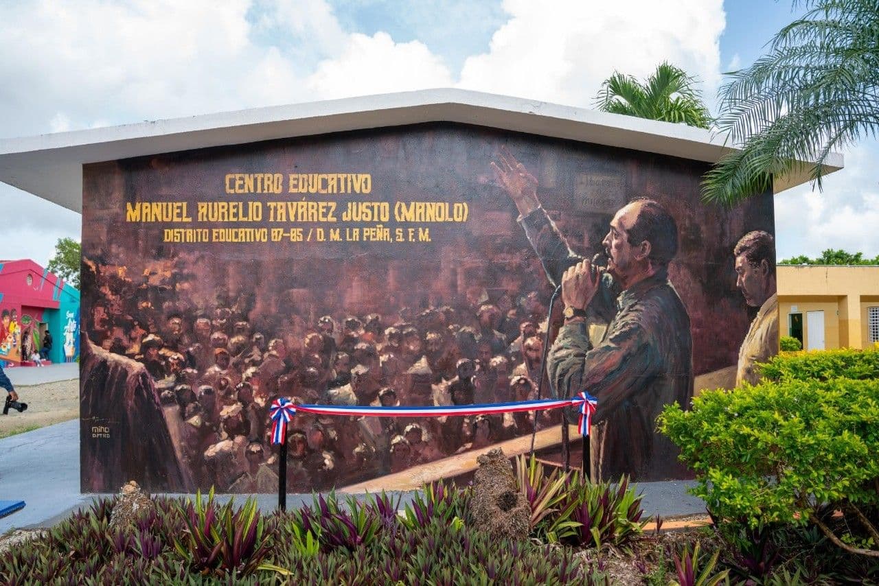 Inauguran mural en honor a héroes del Movimiento 14 de Junio en Duarte